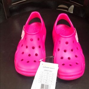 Girls Crocs Size 13